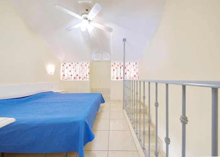 Parque Santiago Ii, Playa De Americas * Playa de las Américas